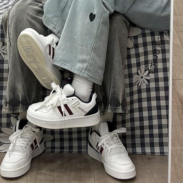 Guochao Ins Niche High-value Thick Shoe Tongue Bread Shoes Trendy Men and Women Handsome Super Soft Skateboard Shoes Low-top White Shoes