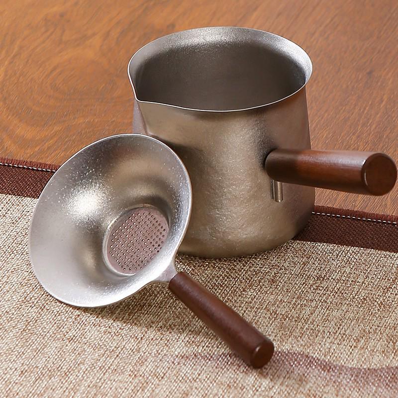 Pure Titanium Portable Tea Set: Lightweight Teapot, Teacups, and Filtered Brewer in Gift Box Standard