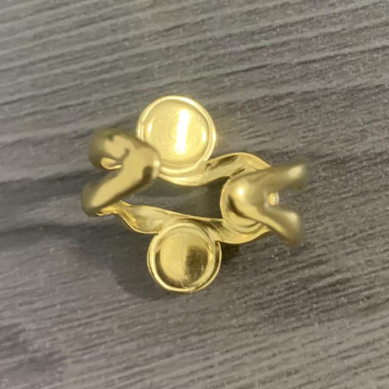 

Винтажное кольцо из нержавеющей стали с французским жемчугом - Элегантное, не тускнеющее украшение для любого случая Adjustable Open Size