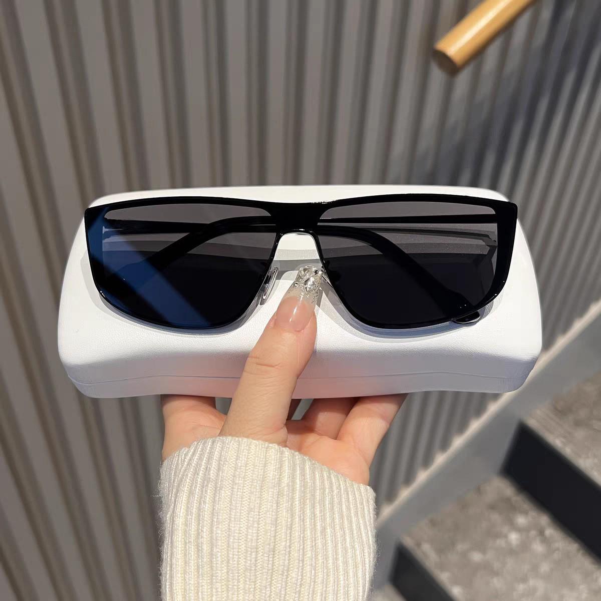Unisex Trendy UV Protection Influencer Sunglasses
