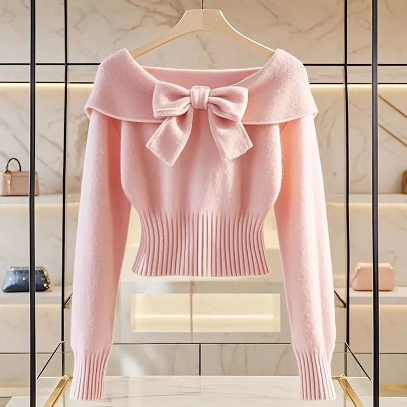 New Autumn Winter Style Fashionable Sweater Top for Women with Unique and Beautiful Soft and Glutinous Inner Short Sweater