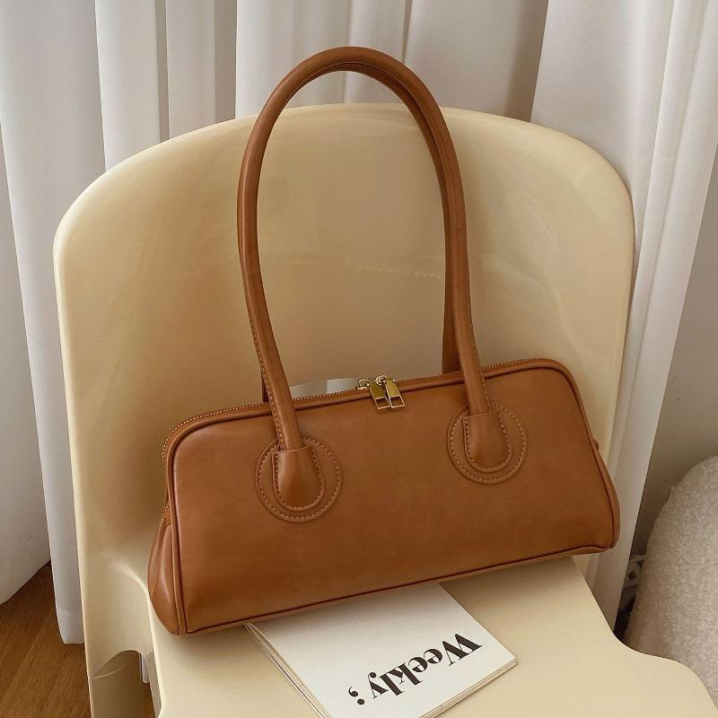 

Bags 2 New trendy bags women s bags fashionable versatile shoulder underarm bags high-end portable baguette bags 33*15*9
