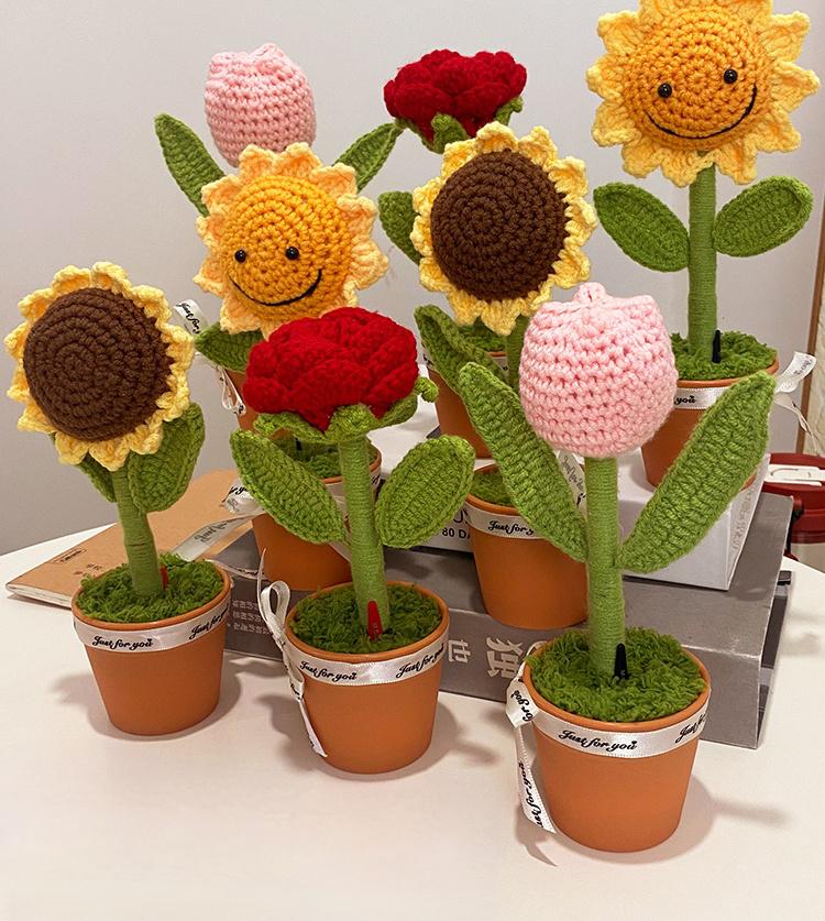 Crochet Handmade Sunflower with Potted Graduation Flowers Tulip Sunflower Crochet Flowers Teacher's Day Gift Home Decoration
