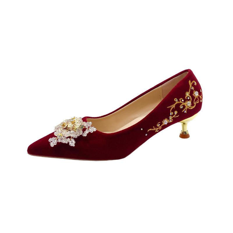 Red wedding shoes autumn new wedding dress Xiuhe two wear bridal shoes multi-heel high-heel single shoes