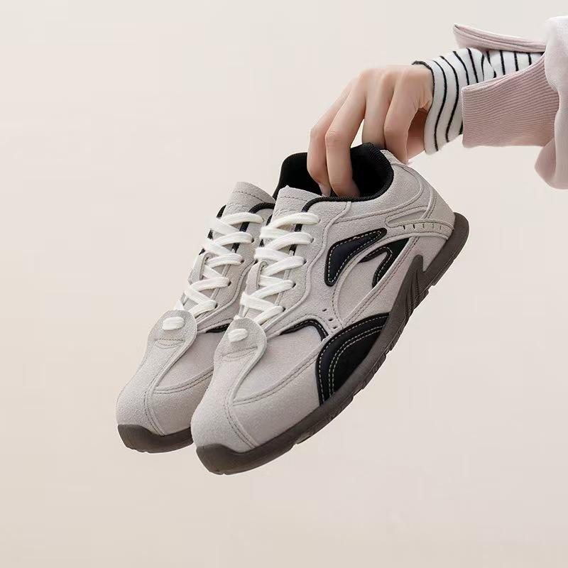 

thick-soled German training shoes for women in the autumn of 2025, new comfortable soft-soled small Forrest Gump sports shoes for women ins tide 40 бежевый