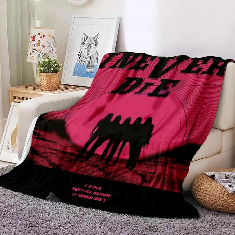 Kpop (G)I-DLE Kpop Girl Miyeon Soft Plush Blanket, Flannel Blanket Throw Blanket for Living Room Bedroom Bed Sofa Picnic Cover
