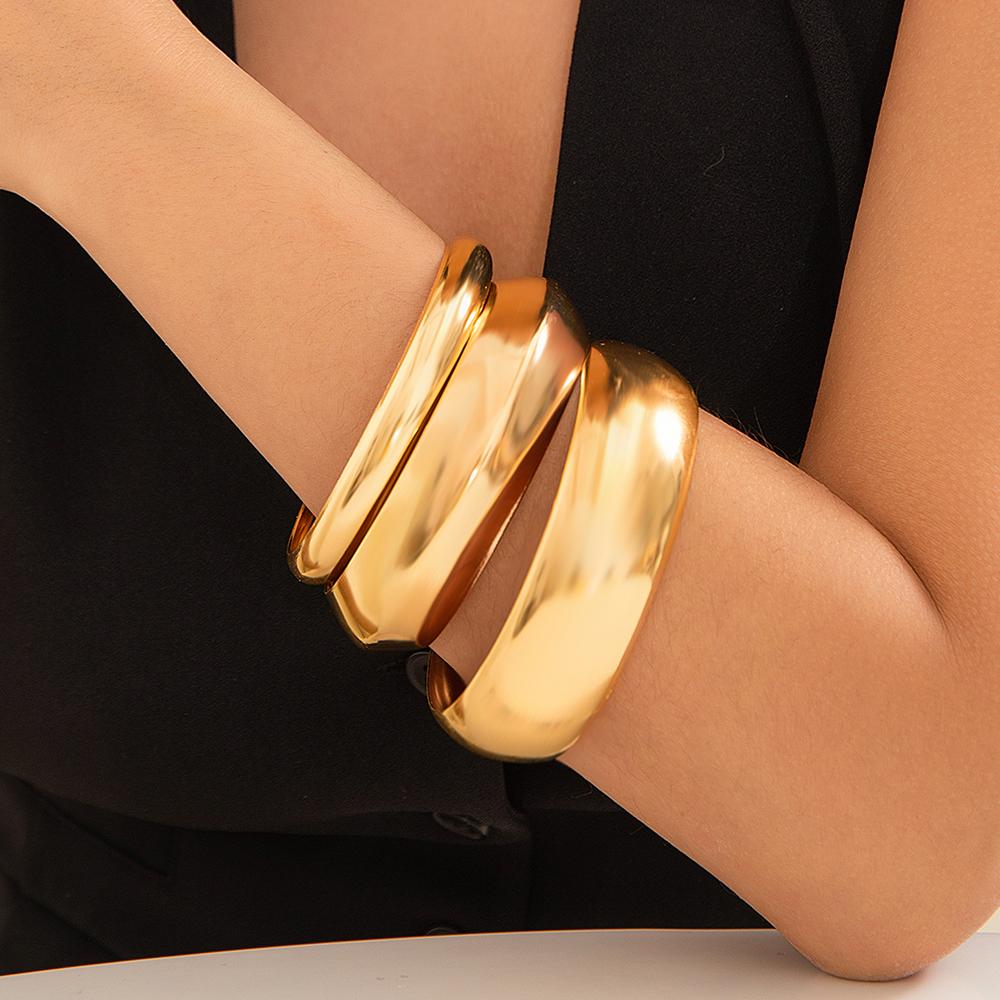 

Ingemark 3Pcs Punk Round Glossy Closed Bangles for Women Trend Vintage Big Metal Arm Bracelet Couple Grunge Jewelry Steampunk