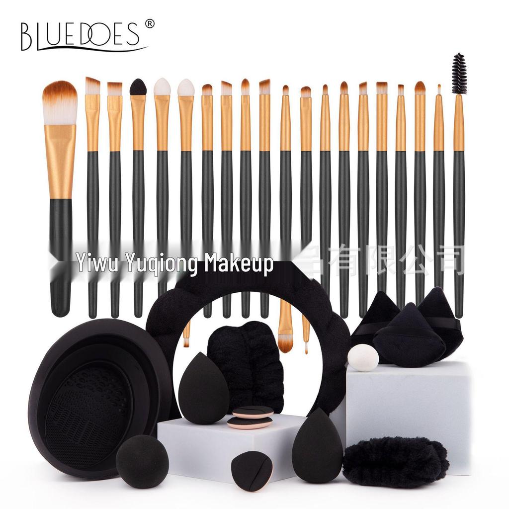 33-Piece Makeup Brush Set with Super Soft Beauty Sponge and Eyeshadow & Foundation Brushes