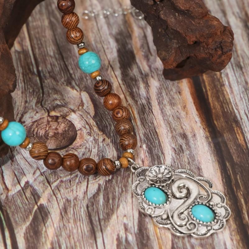 BLINGBAY Kadın Boncuklu Kolye Retro Etnik Stil Turkuaz Kişilik Yaratıcı Boğa Başı Şekli Kolye Ucu El Yapımı Boncuklu Kolye Kız Hediyesi