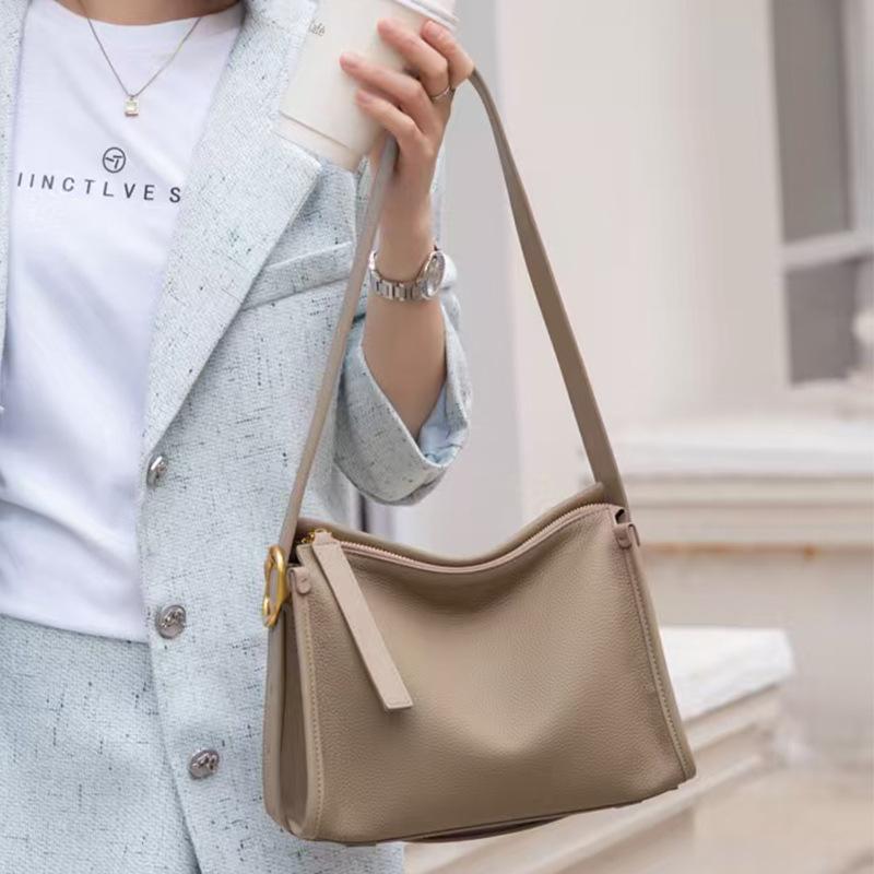 

Genuine Leather Underarm Bag for Women 2025 New Fashion Pillow Bag Commuting Versatile Single Shoulder Crossbody Bag Top Layer Cowhide Women s Bag 26*20*11 хаки