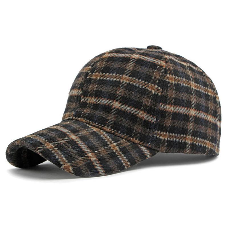 

Elegant Plaid Fleece Baseball Cap Thick Warm Casual British Retro Style Two-Tone Design Perfect for Everyday & Holiday Outfits Adjustable чорний