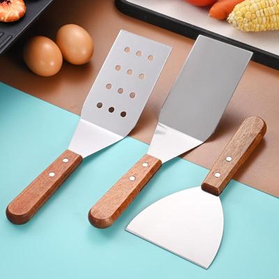 Stainless Steel Spatula with Wooden Handle – Multifunctional for Teppanyaki, Frying, Pizza, Cake, Pancakes, and More
