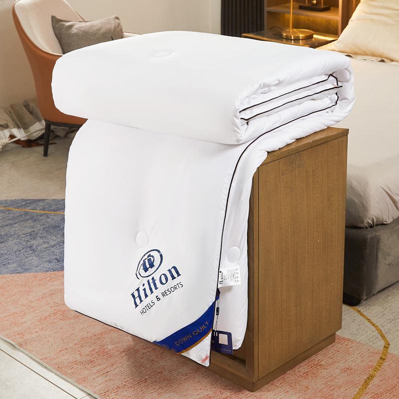 Hilton Hotel Style Silk Cotton Quilt - Elegant & Lightweight for Spring, Summer, Autumn