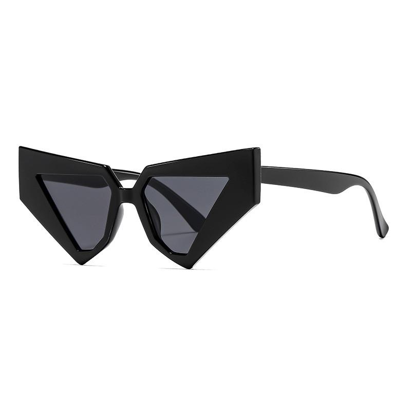 

Fashionable Cat Eye Sun Glasses With Pc Lenses For Women Travel And Party Wear Black