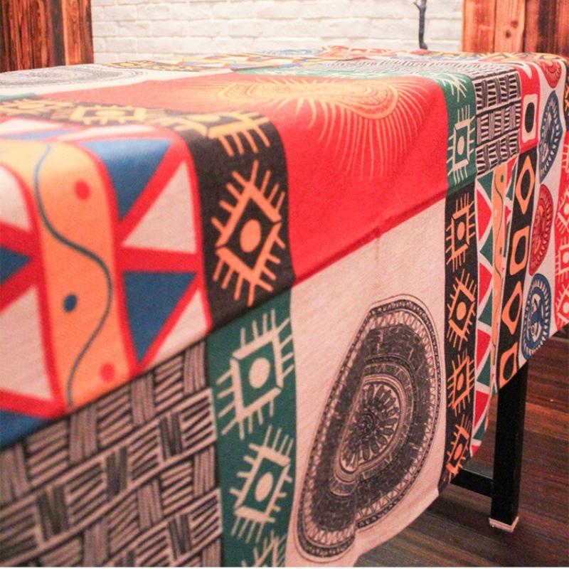 Bohemian Tablecloth with Rectangular Mandala Print Ethnic Style Dining Tablecloth Retro Thai Tea Table Cover Cloth Festival Party Home Decorat Fabric