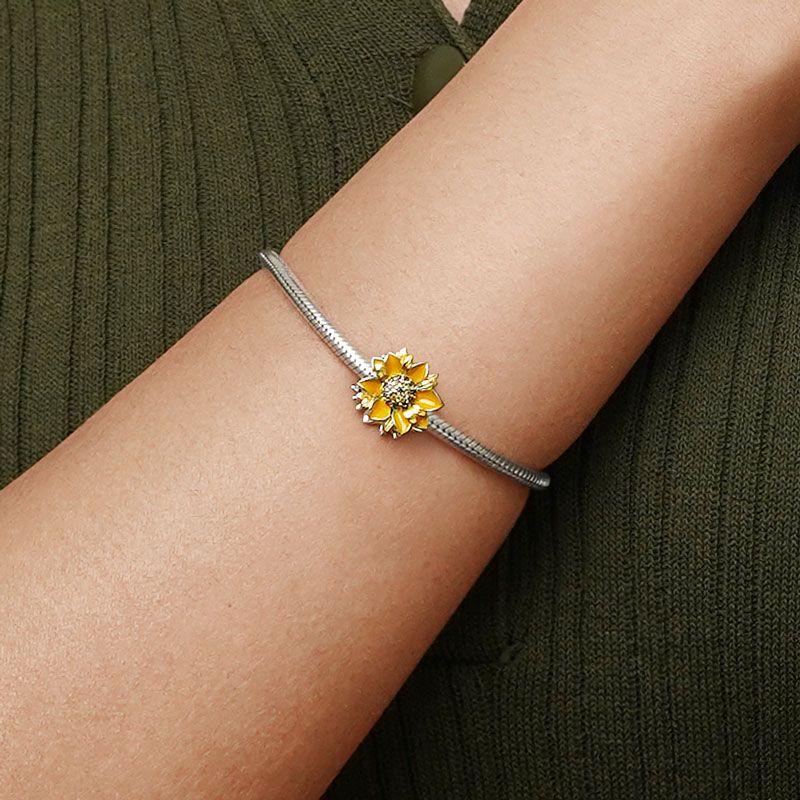 18K Gold Plated Pine Nuts Crown Charm Fit Original Bracelet Shining Bead Diy Women Jewelry Giftcopper Trinket Jewelry Gift