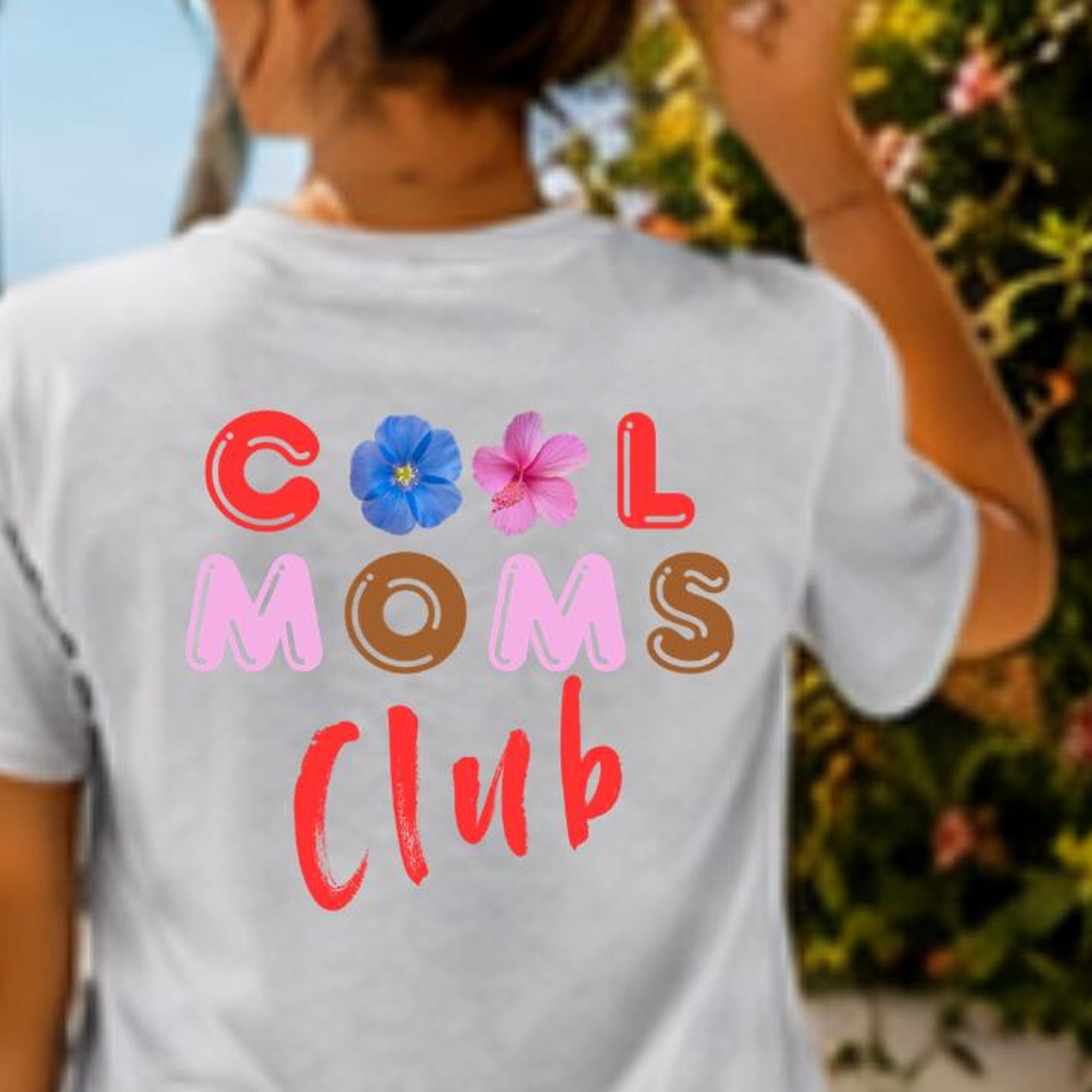 Cool Moms Club T-Shirt, Floral Mom Shirt, Trendy Mama Tee, Mother s Day Gift, Cute Mom Graphic Tee, Mom Life Shirt L