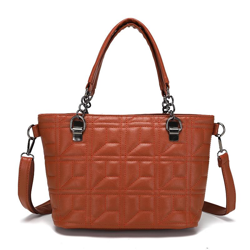 IELGY Messenger Bag Embroidery Thread Women's Bags Handbag Black Casual Style Fashion One-shoulder Rhombus European And American Chain