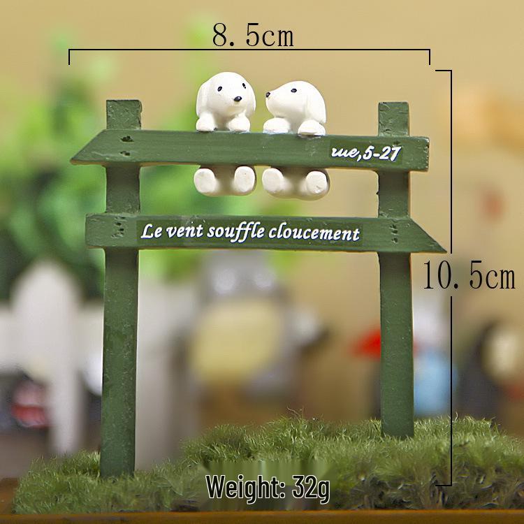 Japanische Cartoon Harz Holz Sukkulenten Gartenornamente und Foto Requisiten