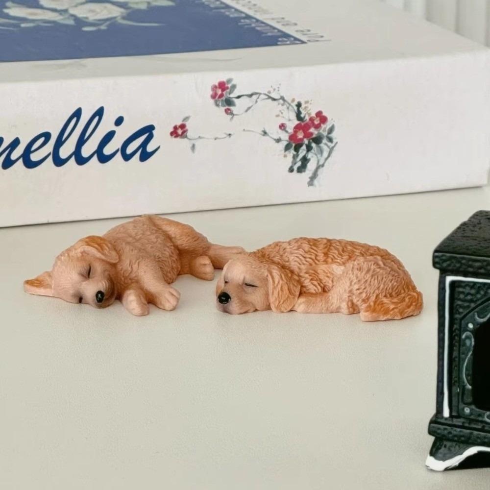 2Pcs Golden Retriever Dog Car Ornaments Resin Model Tabletop Decoration  for Car Dashboard