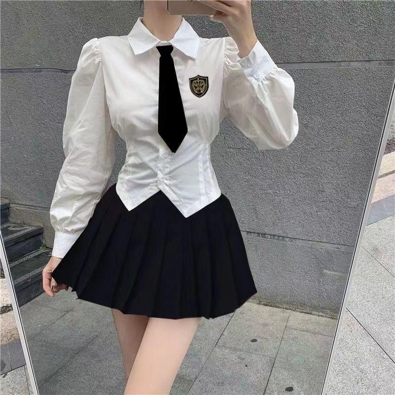 Weißes Damen-Langarmshirt im College-Stil