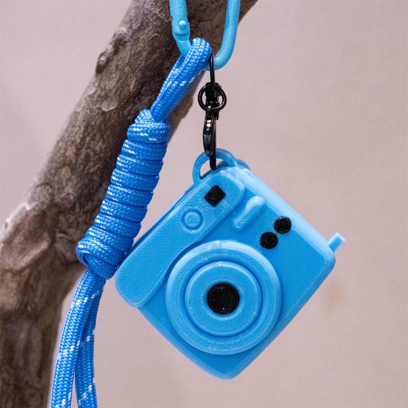 Holds Photos Camera Keychain Mini 1-Inch Photos Key Ring Decorative Pendant Decorative Lightweight Stress Relief Keychain Gift