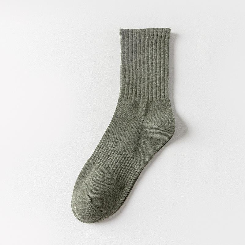 Solid-colored Cotton Socks, Men's Spring and Autumn Sweat-absorbing and Odor-proof Mid-calf Socks, Men's Versatile Sports Socks