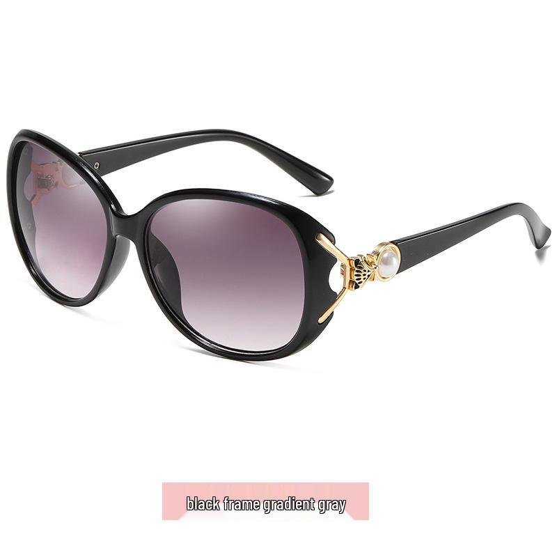 2024 Trendy Pearl Fox Head Sunglasses for Women