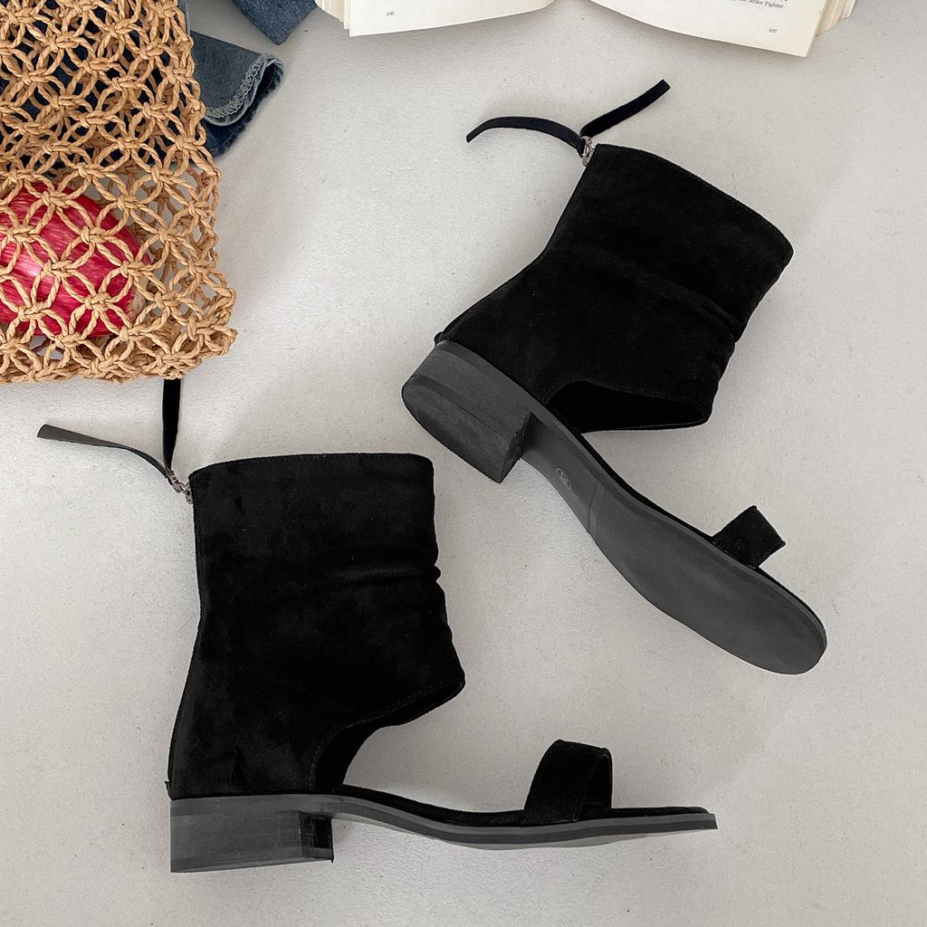 Fashion Temperament, High-end Thick-heeled Sandals for Women's Summer Wear 2025 New Models with Skirts, Retro Height-increasing Cool Boots