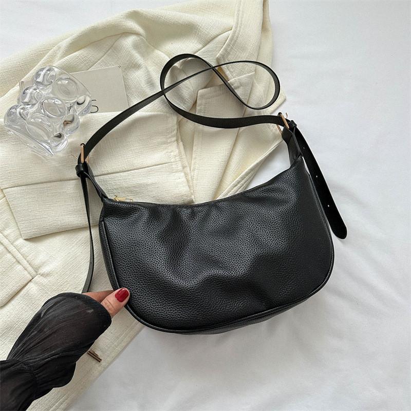 

Trendy And Stylish Pu Tote Bag For Women In Black White Green And Brown Perfect For Fall Fashion чёрный