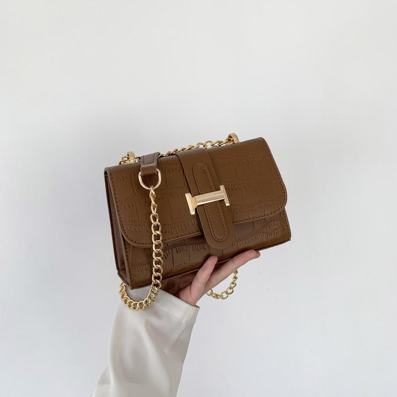 Trendy Pu Material Small Square Shoulder Bag With Chain Design For Everyday Use