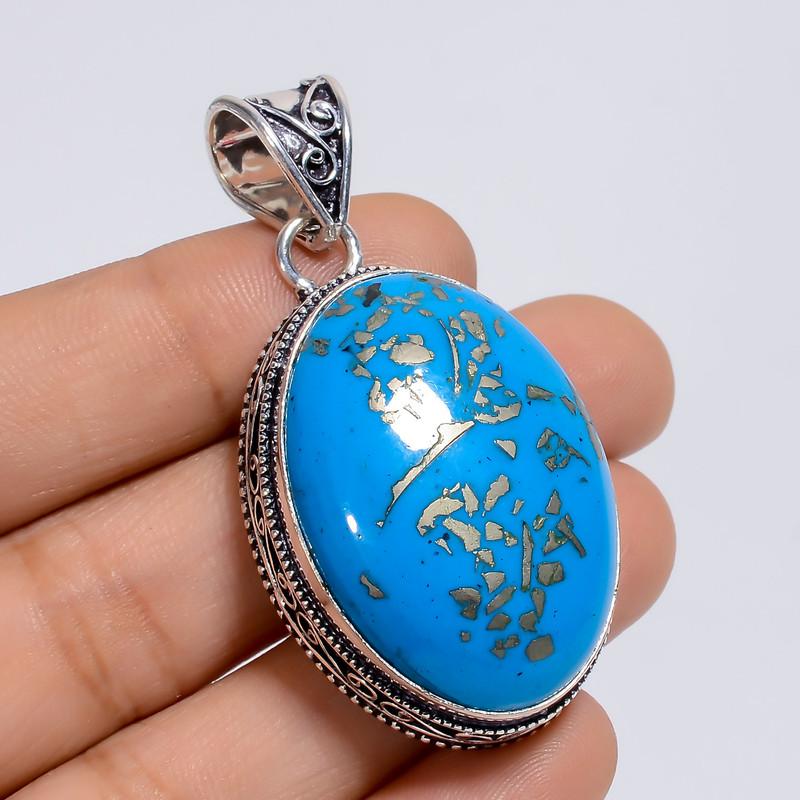 

Gold-Plated Name Pendant for Sister with Adjustable Fit and Elegant Design 6-8