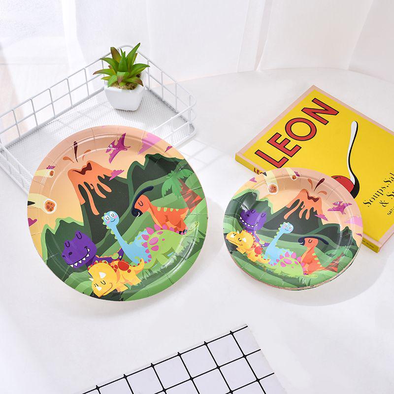 Eco-Friendly Biodegradable Paper Plates for Birthdays, Picnics, and BBQs - Food-Grade, Perfect for Cake and Fruit.