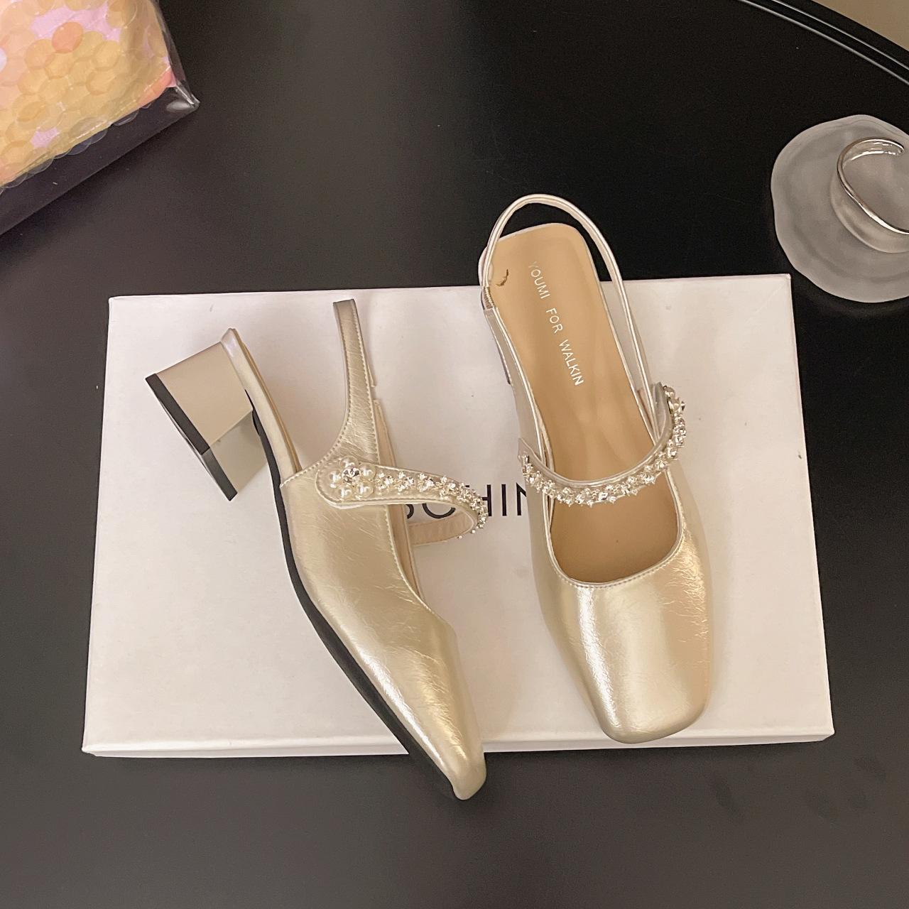 

Туфли на высоком толстом каблуке, на среднем каблуке, сандалии с закрытым носком, женские, 2025, новая летняя фея, стиль с юбкой, туфли Мэри Джейн 40