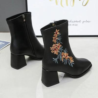 Thick Heel Short Boots Women's Embroidery High Heel Side Zipper Short Boots Retro Large Square Toe Ankle Boots Zapatillas Mujer