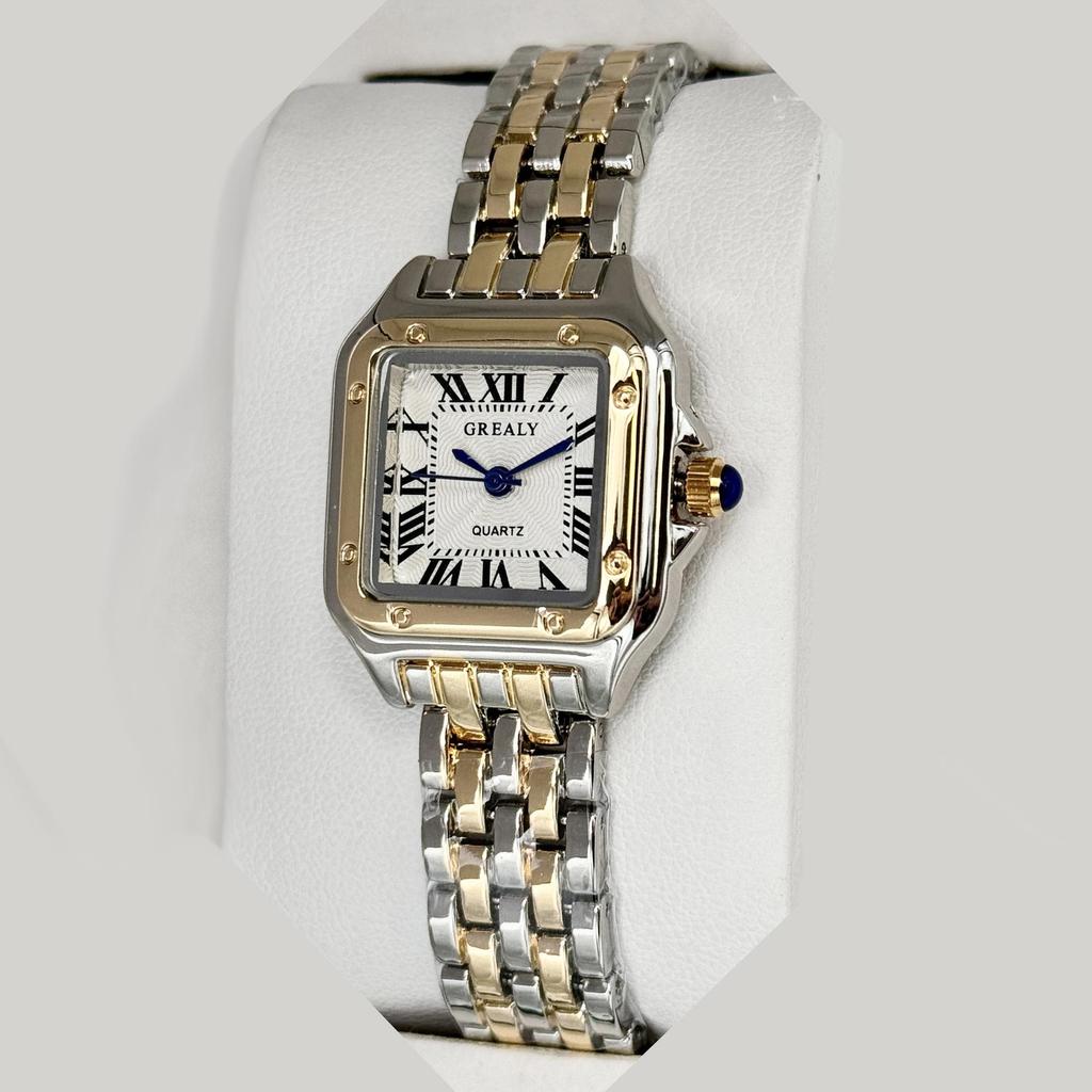 Trendy Women's Square Quartz Watch with Roman Numerals