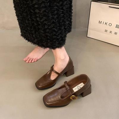 French Single Shoes Women's Light Thick Heel Increase Mary Jane Shoes Women's 2025 Autumn New Temperament Square Head Shallow Mouth Small Leather Shoe