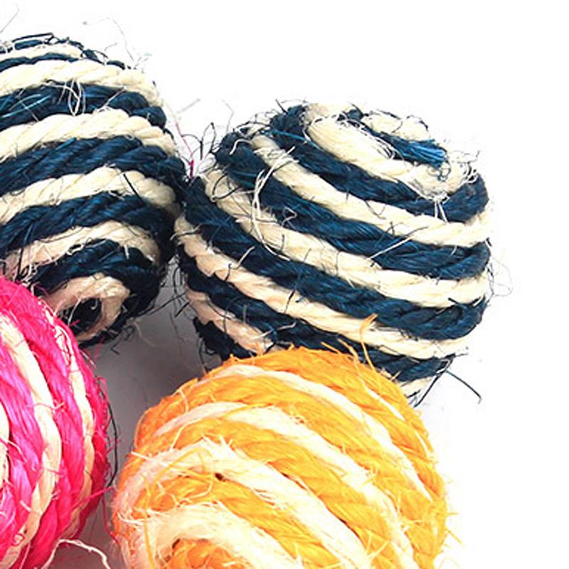 5PCS Pet Sisal Toy Playing Double Color Ball Scratch Catcher Fun Cats Toy