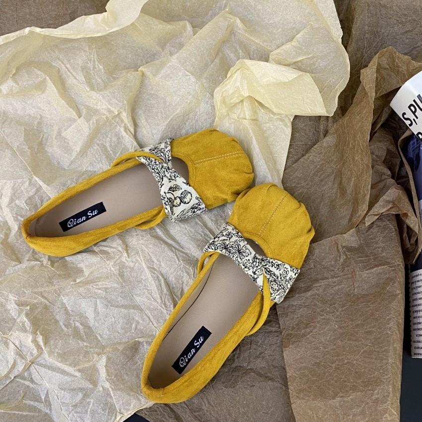 Flat single shoes women's 2025 new spring and autumn versatile fashion evening breeze round head shallow mouth Mary Jane grandma shoes