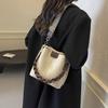Versatile Bucket Bag Autumn and Winter Retro Women's Bag 2025 New Niche Design Broadband Messenger Bag Shoulder Bag