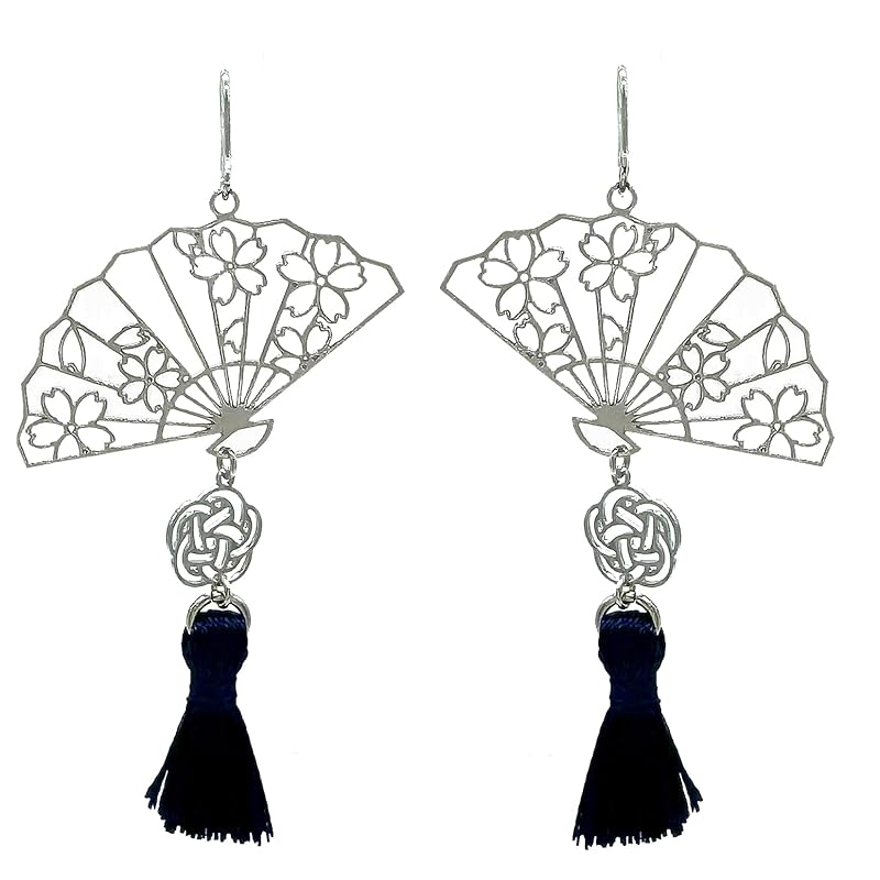 

[Jewelry Shop M] ladies earrings hook Japanese pattern cherry blossoms accessories Compatible with metal allergies made in Japan Mizuhiki tassel