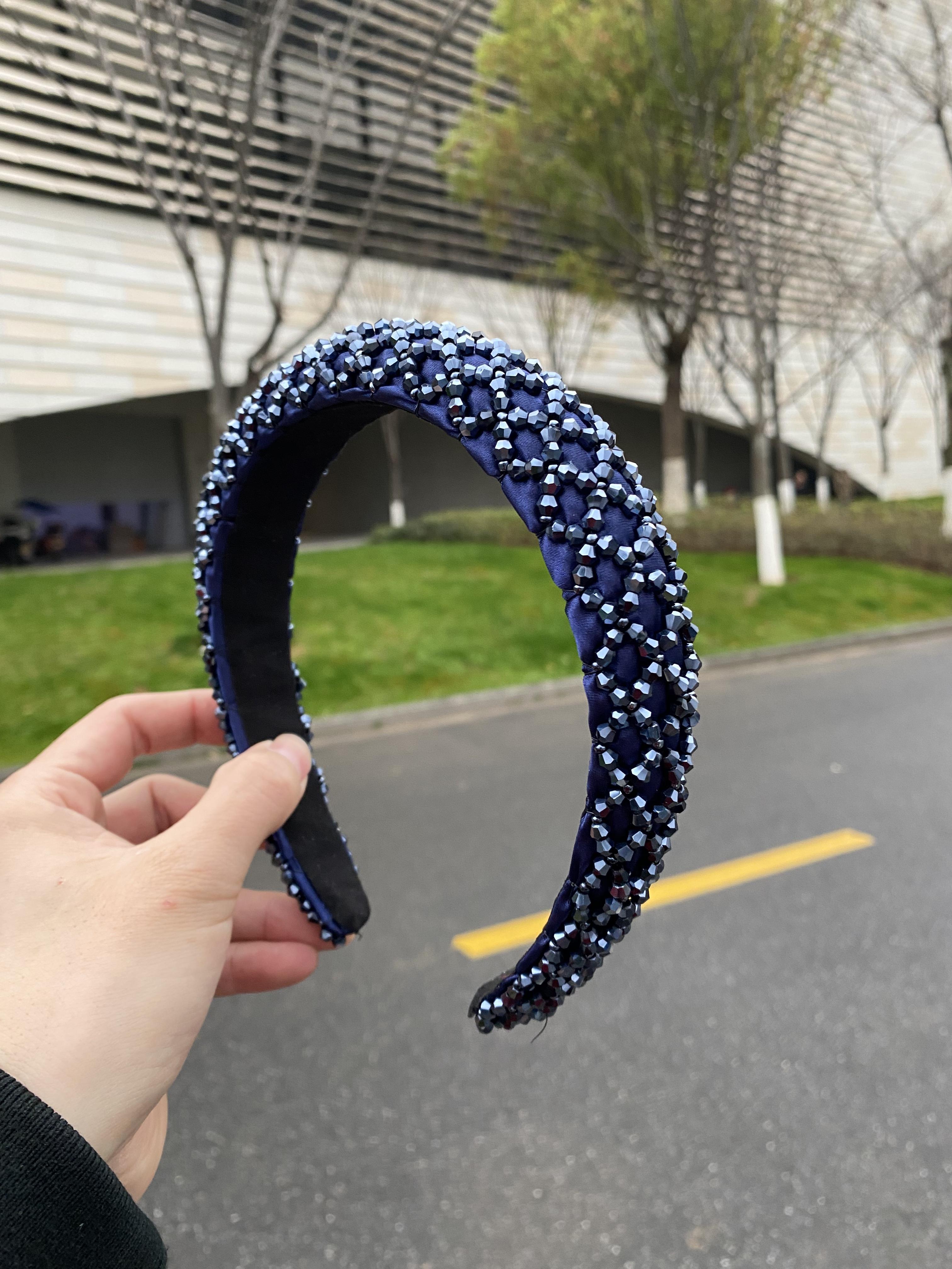 

Новая повязка на голову из губки, Простая и элегантная повязка с широкими полями, Модная повязка ручной работы, Аксессуар для волос со стразами