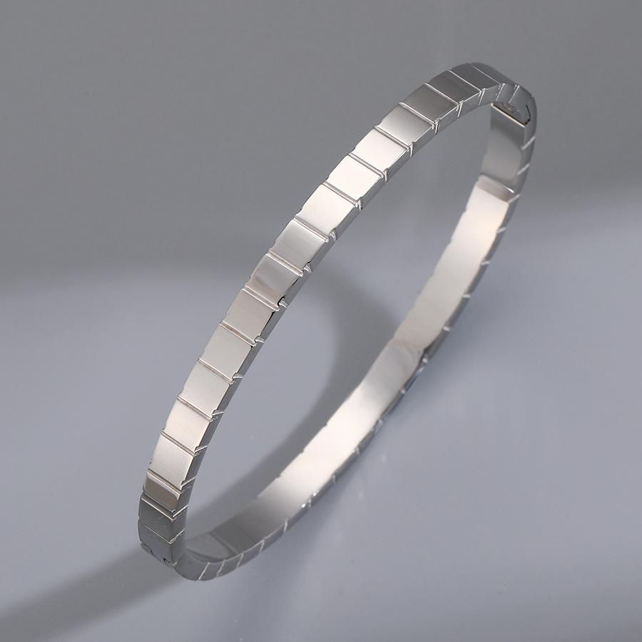 2024 Hot Trend Silver & Diamond Titanium Steel Bangle for Women