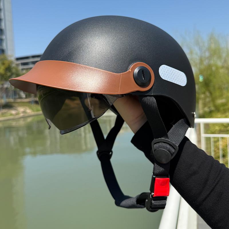 Certified 3C Electric Motorcycle Helmet: Retro, Breathable, All-Season, Lightweight for Men and Women