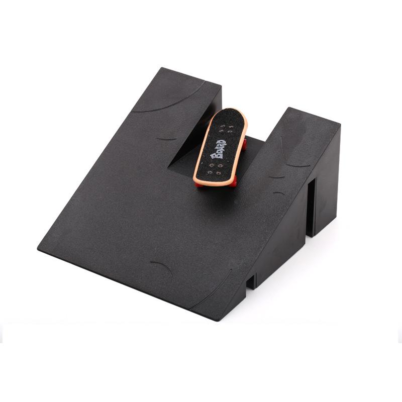Children's Finger Skateboard Prop Set - Professional Novelty Scene Toys