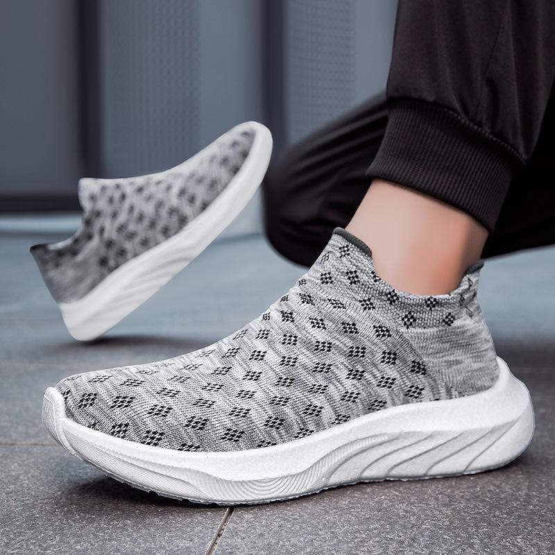 New casual mesh shoes fly-woven large-size men's and women's casual shoes lightweight soft-soled couple's sports shoes socks shoes
