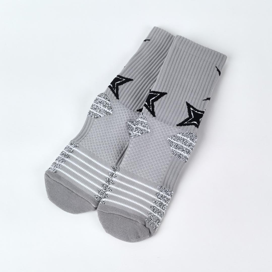 

1 пара унисекс баскетбольных носков, уличные спортивные носки до середины голени, толстые компрессионные спортивные носки для мужчин и женщин One Size