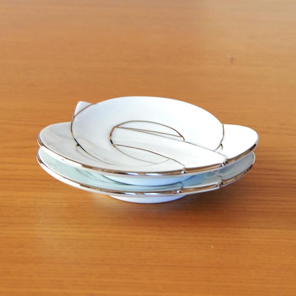 Set of 2 11cm Small Plates for New Year's, Arita Ware, Platinum Wire Bond, Silver, Japanese Tableware, Auspicious Charms