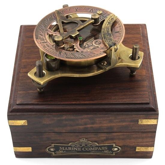 

Marine WEST London Brass Sundial Compass Nautical Decor Big Brass Triangle Sundial Compass with Adjustable Screw Legs