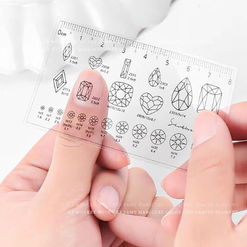 Nail Measure Easy Ultra-Thin Soft PVC Ruler Manual Fake Nails Measuring Size Transparent Map Caliper Ruler Nail Art Tool